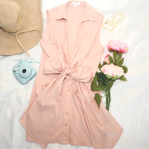 V-Neck Poplin Sleeveless Dress with Bow - Picture 2 of 5